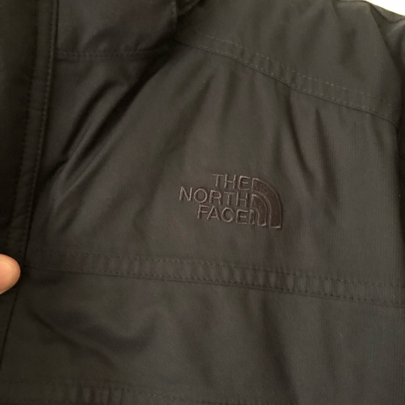 The North Face McMurdo Parka - Picture 3 of 6